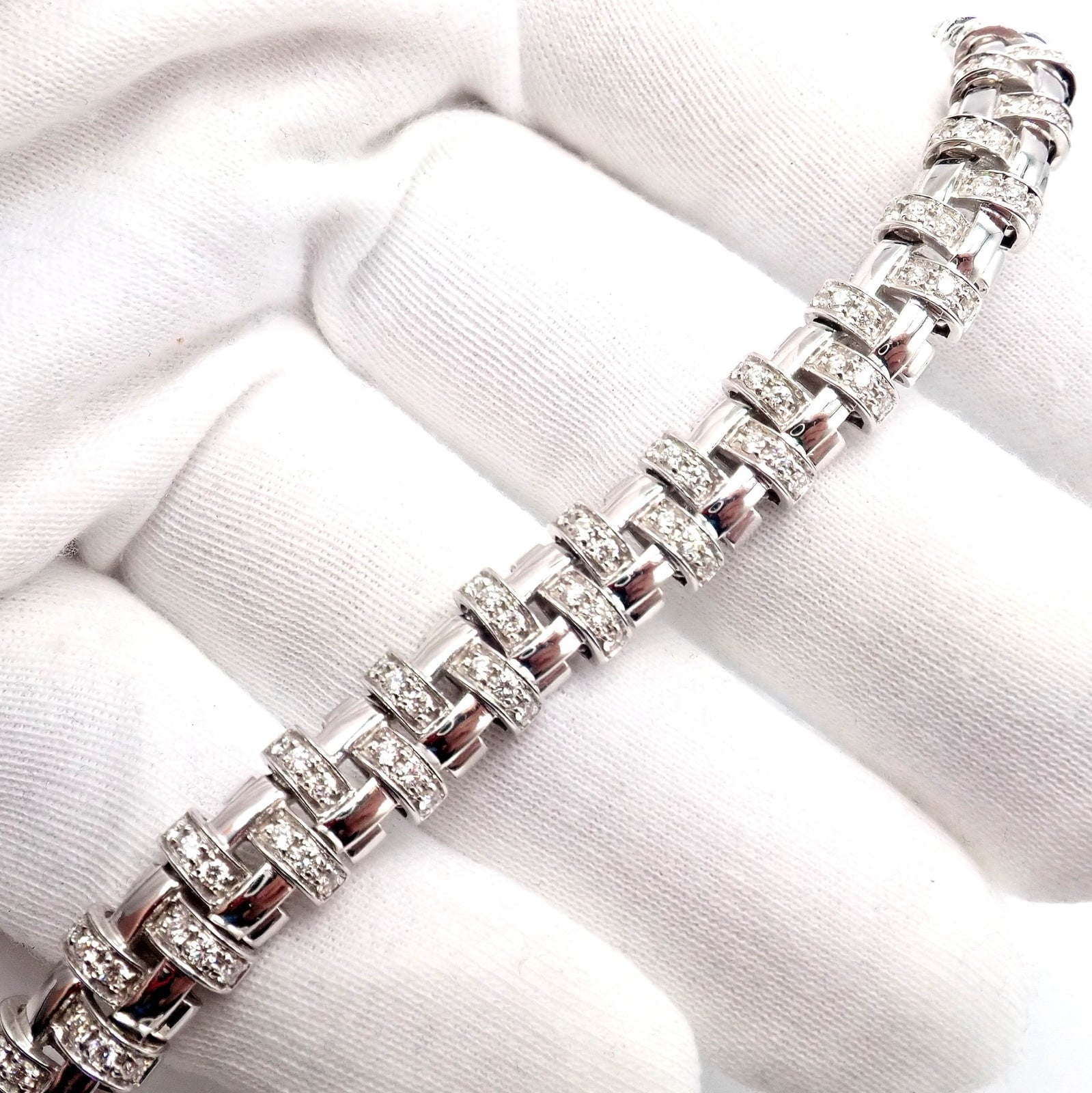 Authentic! Tiffany & Co Vannerie 18k White Gold Basket Weave Diamond Necklace | Fortrove