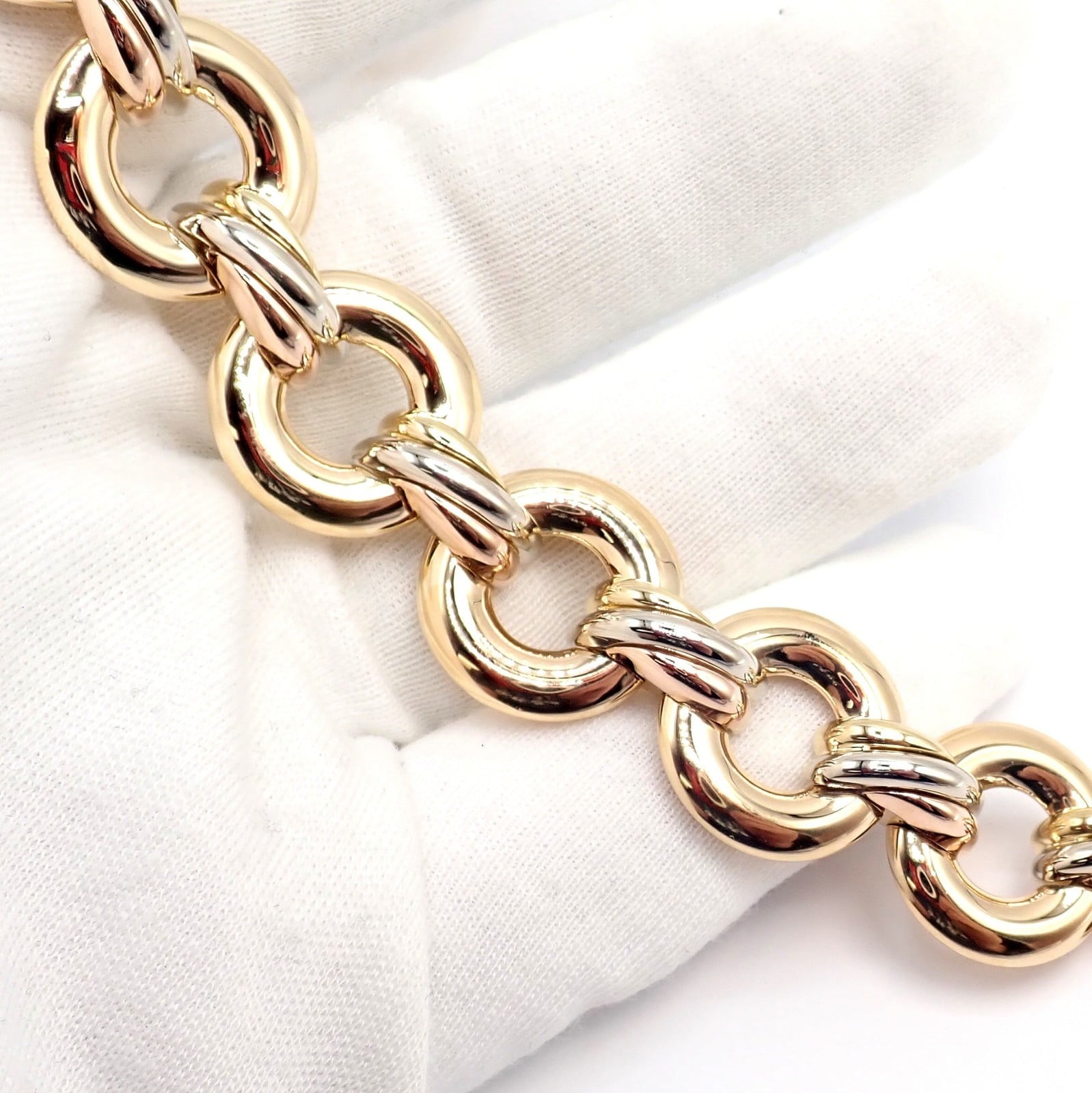 Vintage! Authentic Cartier Trinity 18k Tri-Color Gold Round Link Necklace 1996 | Fortrove