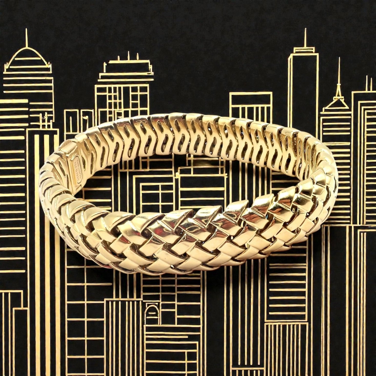 Authentic! Tiffany & Co Vannerie 18k Yellow Gold Basket Weave