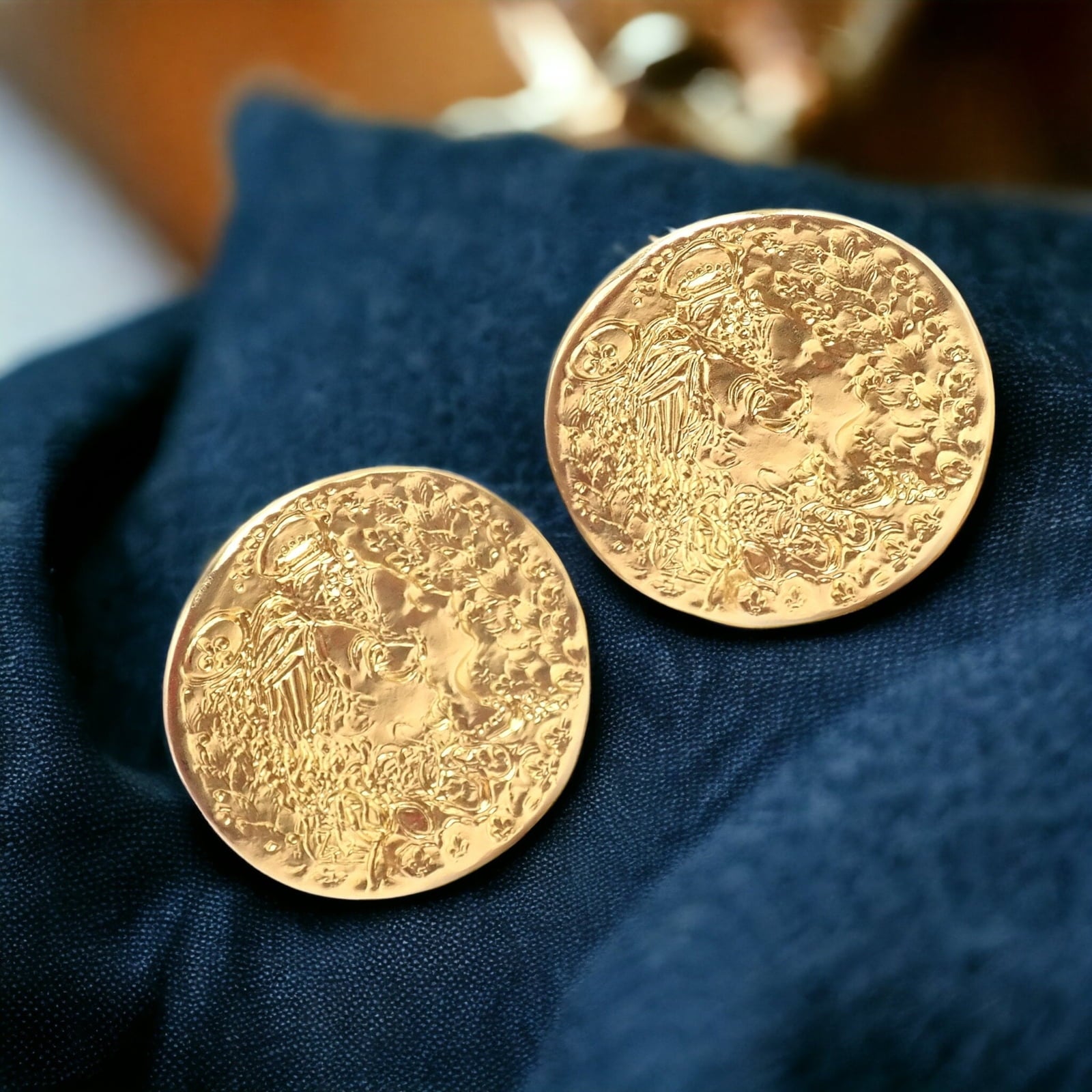Salvador Dali for Piaget Jewelry & Watches:Men's Jewelry:Cufflinks Authentic Salvador Dali D'or for Piaget 18k & 22k Yellow Gold Cufflinks