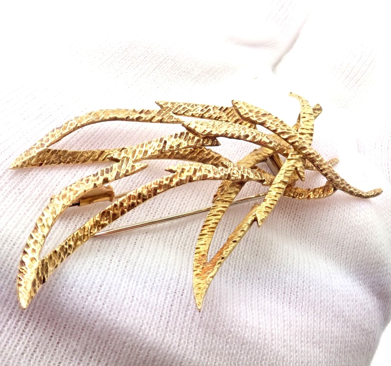 Rare Authentic Vintage Hermes Paris 18k Yellow Gold Starburst Comet Brooch Pin | Fortrove