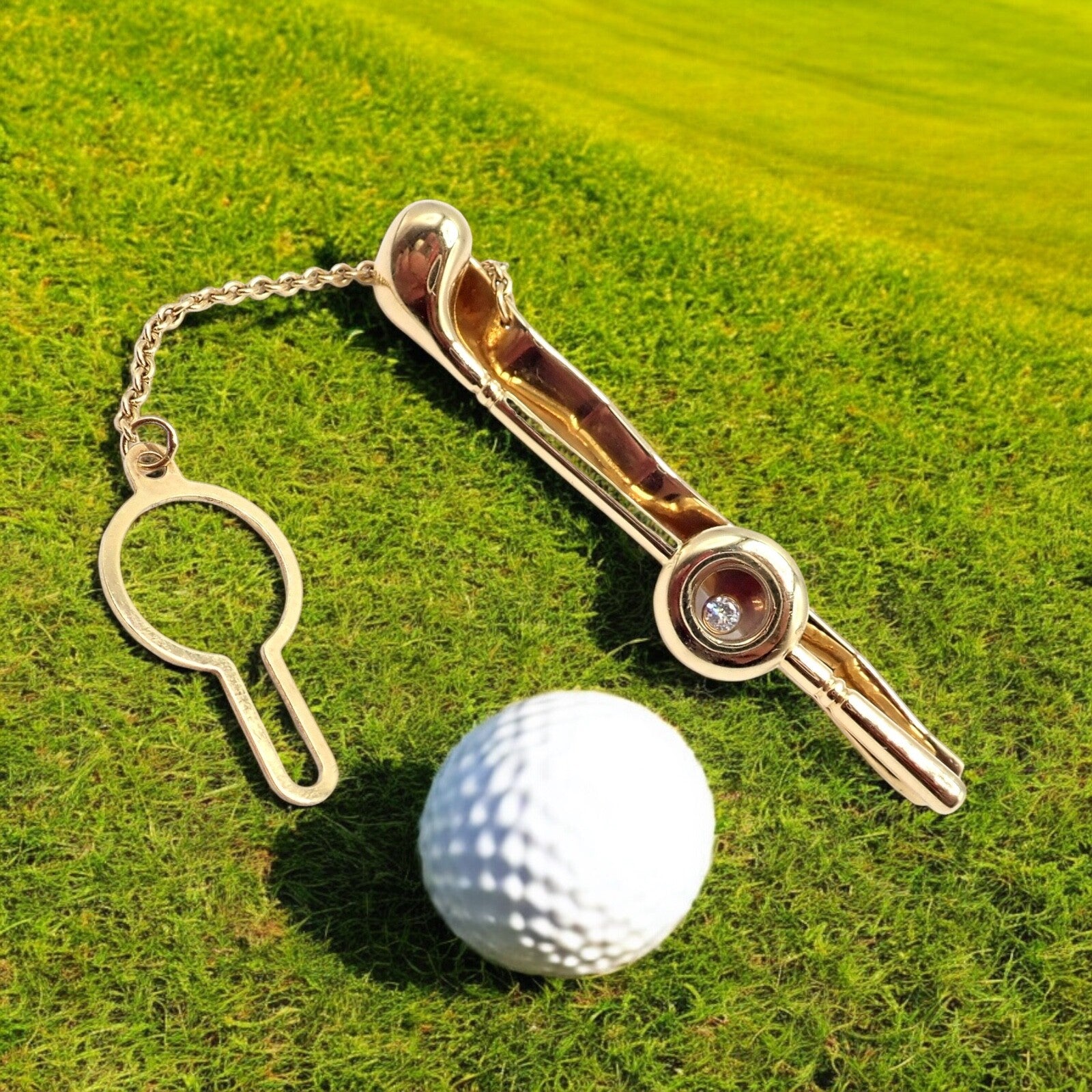 Authentic! Chopard 18k Yellow Gold Happy Diamond Golf Club Tie Clip | Fortrove