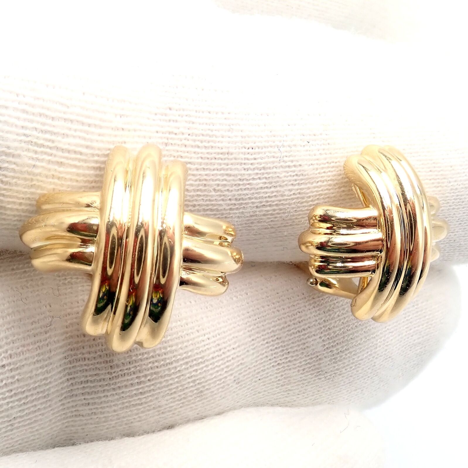 Tiffany & Co. Jewelry & Watches:Fine Jewelry:Earrings Authentic! Vintage Tiffany & Co X Kiss 18k Yellow Gold Medium Earrings