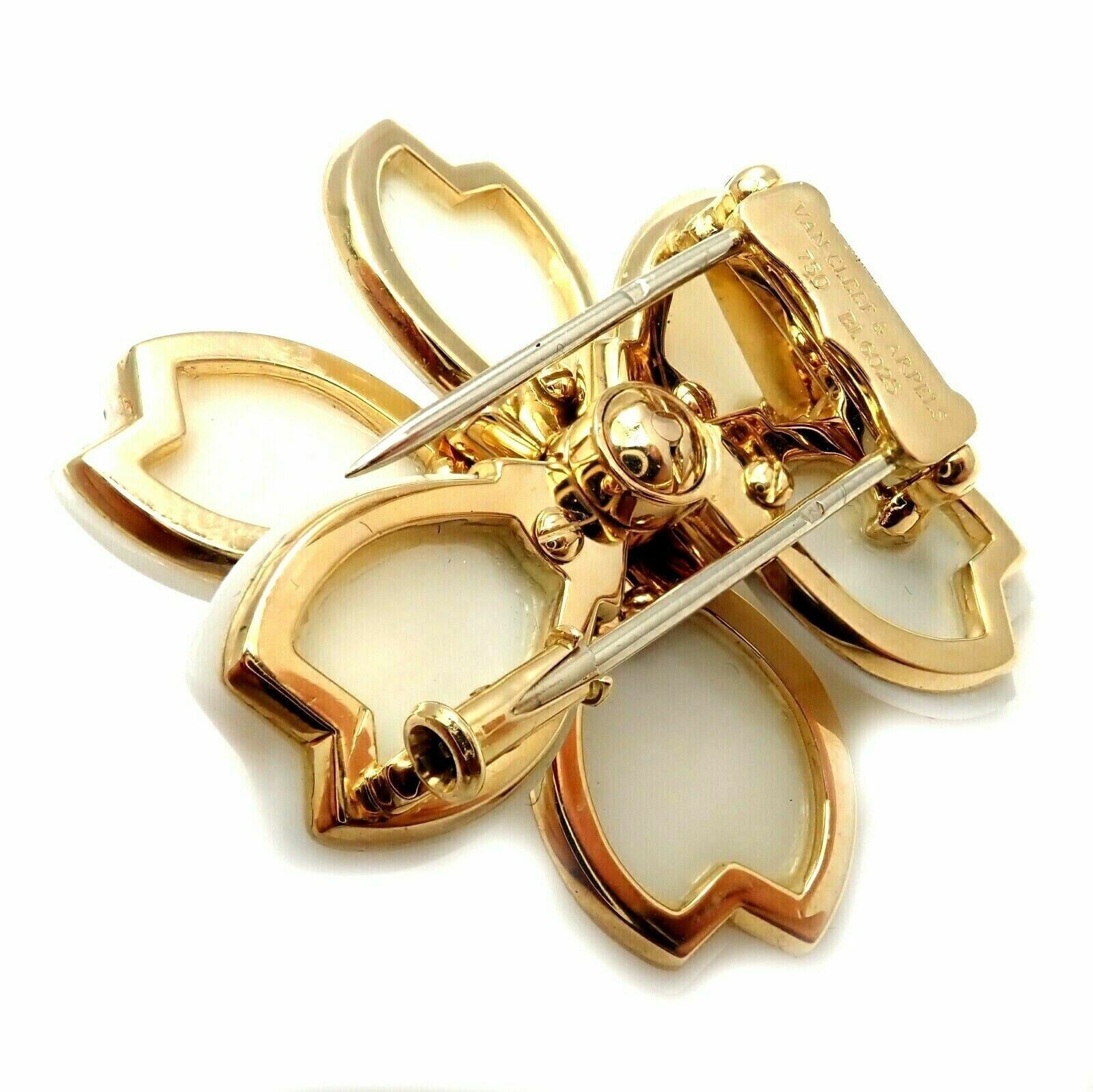 Van Cleef & Arpels Rose de Noel Diamond White Coral Flower Yellow Gold Brooch | Fortrove