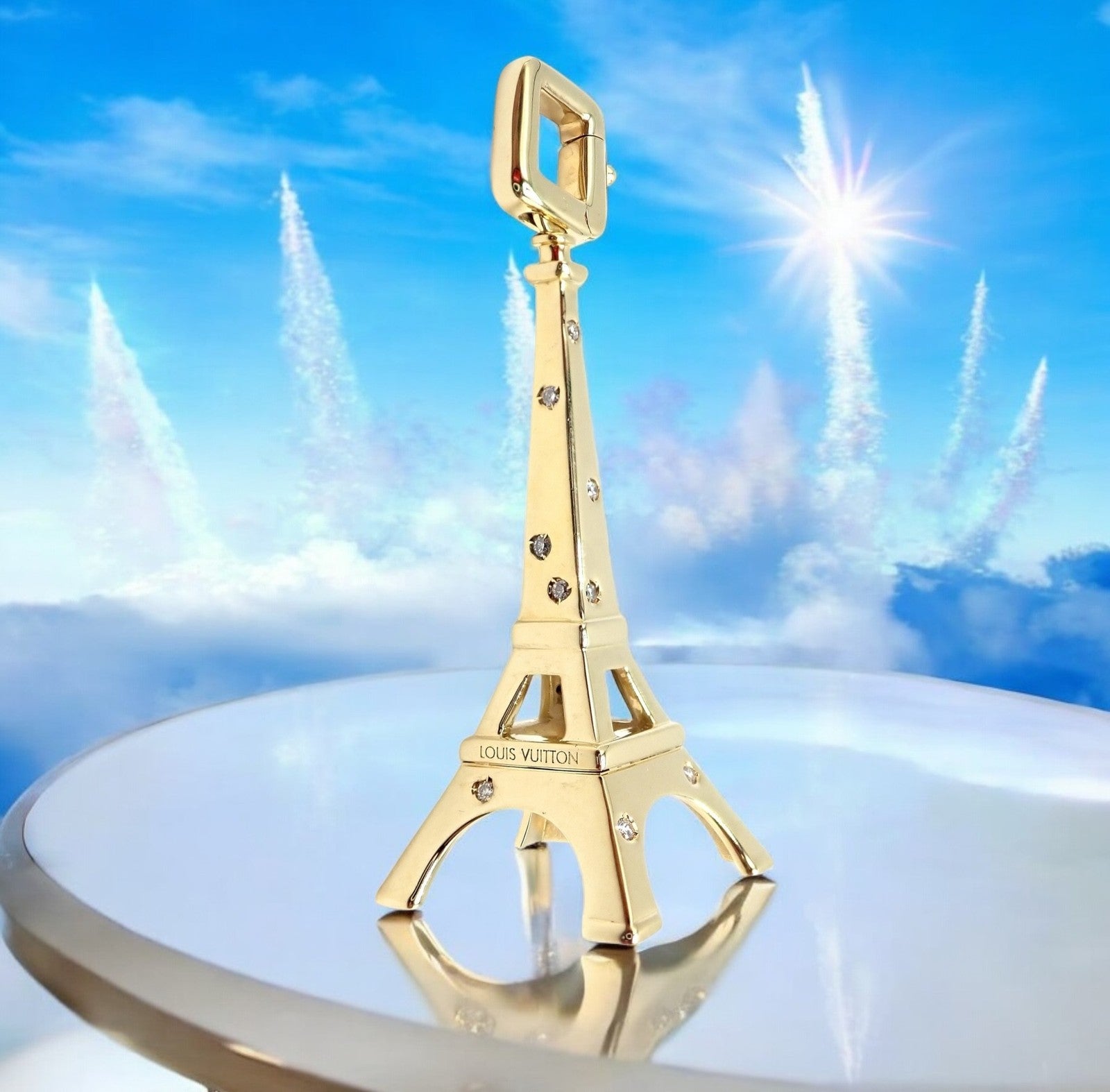 Vintage Louis Vuitton 18k Yellow Gold Large Eiffel Tower Diamond Charm Pendant | Fortrove