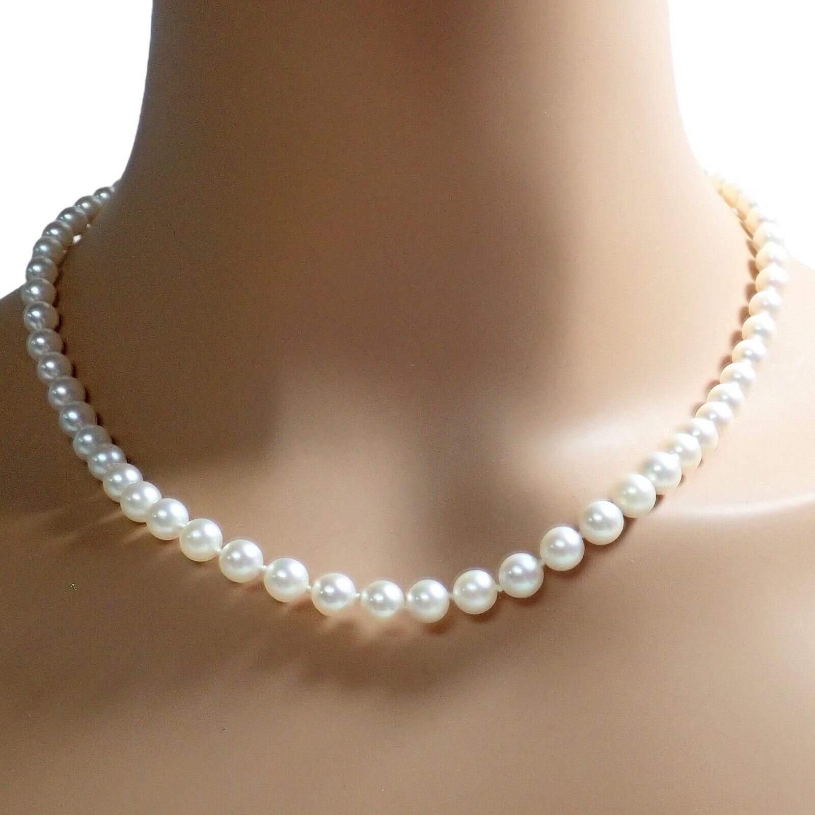 Authentic! Mikimoto 18k Yellow Gold 6.5mm Pearl 18" Strand Necklace | Fortrove