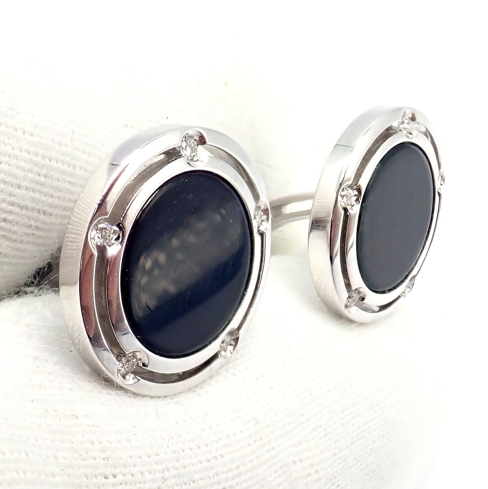 Authentic! Damiani Brad Pitt 18k White Gold Diamond Black Onyx Cufflinks | Fortrove