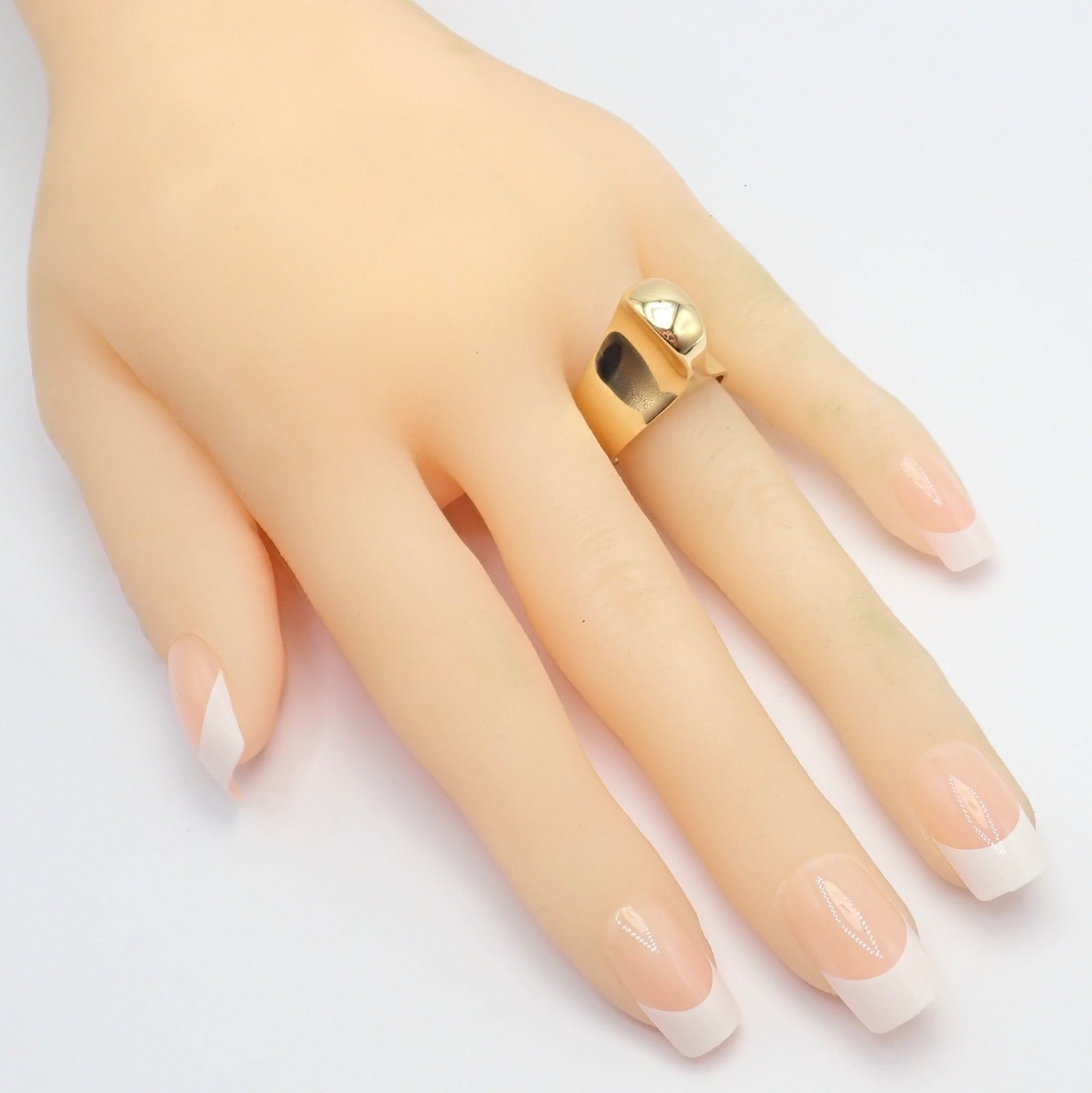 Authentic! Vintage Tiffany & Co. 18k Yellow Gold Large Top Curve Ring Sz 7 | Fortrove