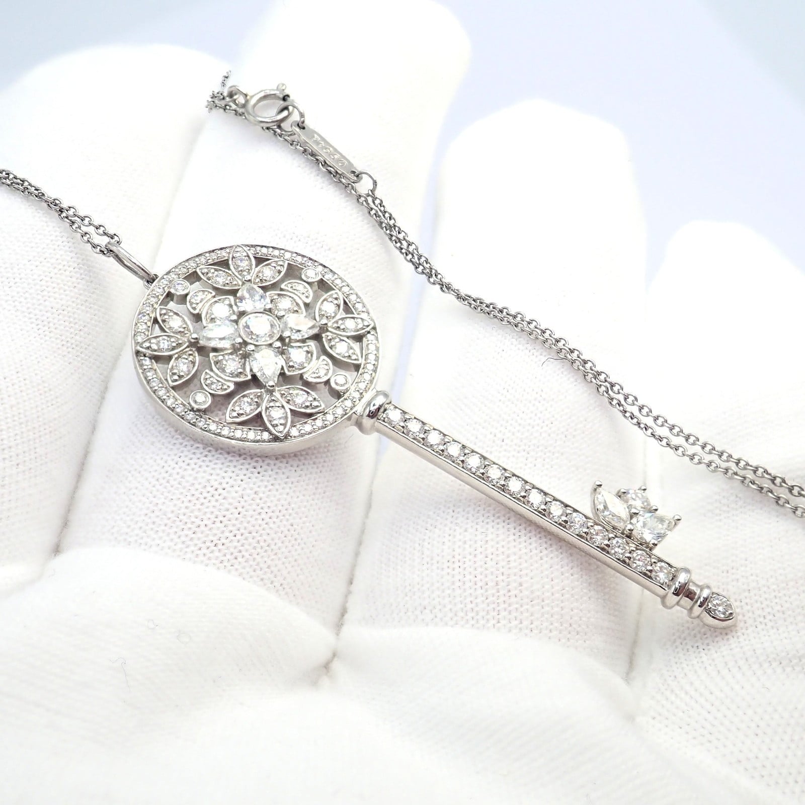 Authentic! Tiffany & Co Platinum Large Victoria Vine Key Pendant Necklace | Fortrove