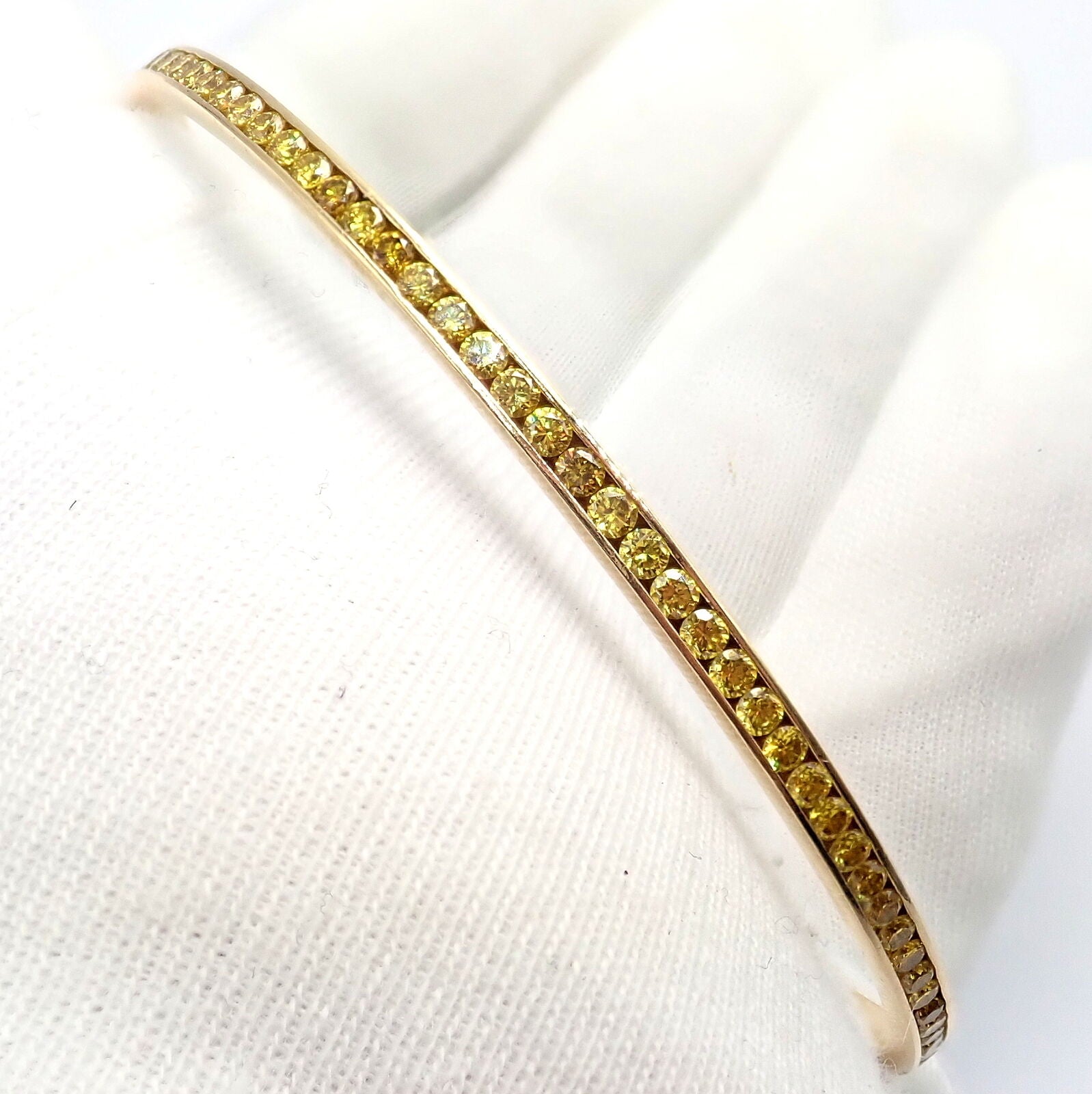 Authentic! Jacob & Co 18k Yellow Gold Full 3.5ctw Diamond Bangle Bracelet | Fortrove