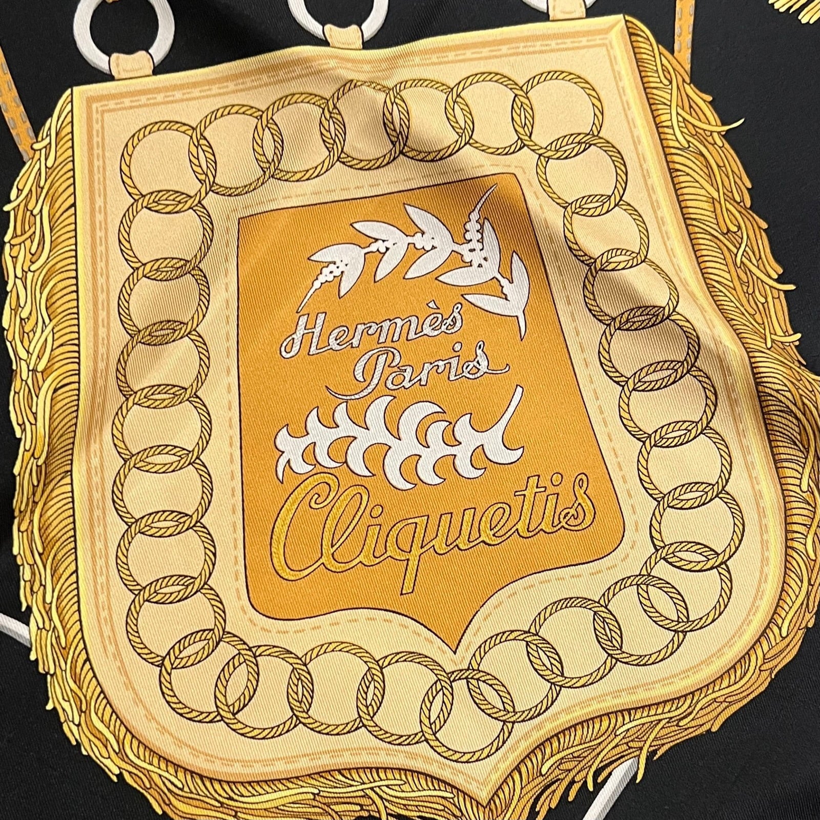 Hermès Cliquetis シルクスカーフ 90cm AUTHENTIC! HERMES Cliquetis 90cm Silk Scarf