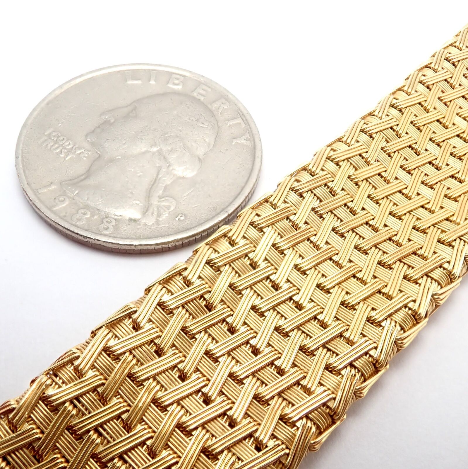 Authentic! Roberto Coin 18k Yellow Gold Large Basket Weave Bracelet | Fortrove