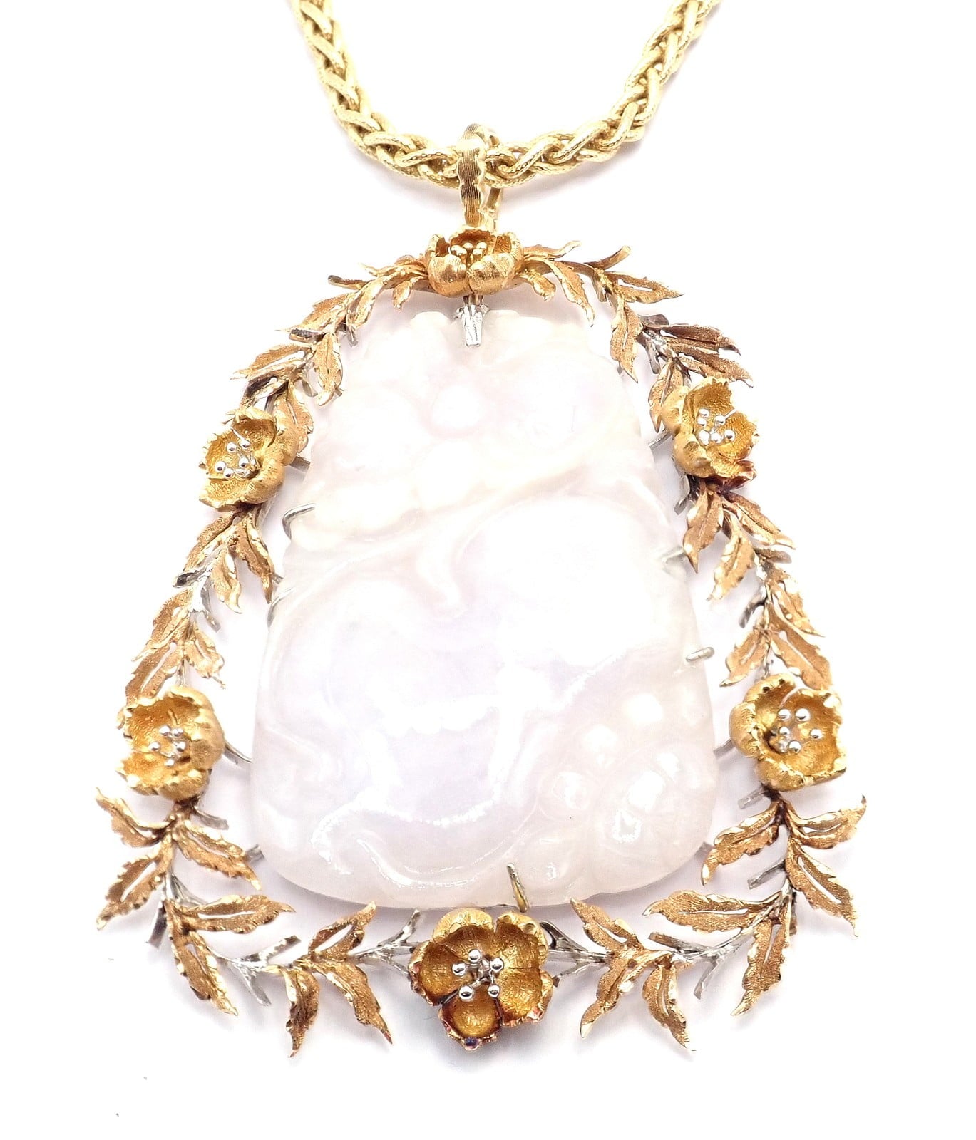 Authentic! Vintage Buccellati 18k Yellow Gold Lavender Jade Pendant Necklace | Fortrove