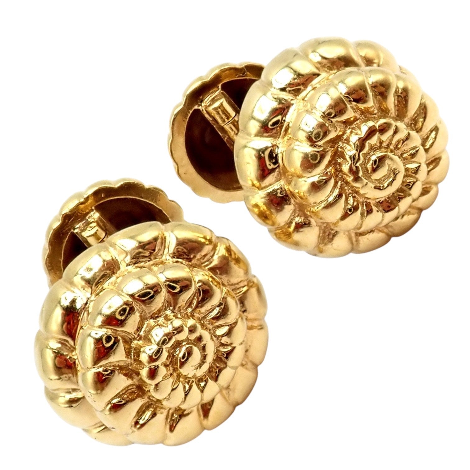 Rare! David Webb 18k Yellow Gold Nautilus Shell Classic Cufflinks | Fortrove