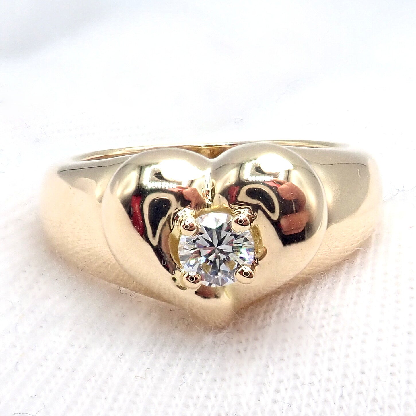 Rare! Authentic Van Cleef & Arpels 18k Yellow Gold Diamond Heart Ring | Fortrove