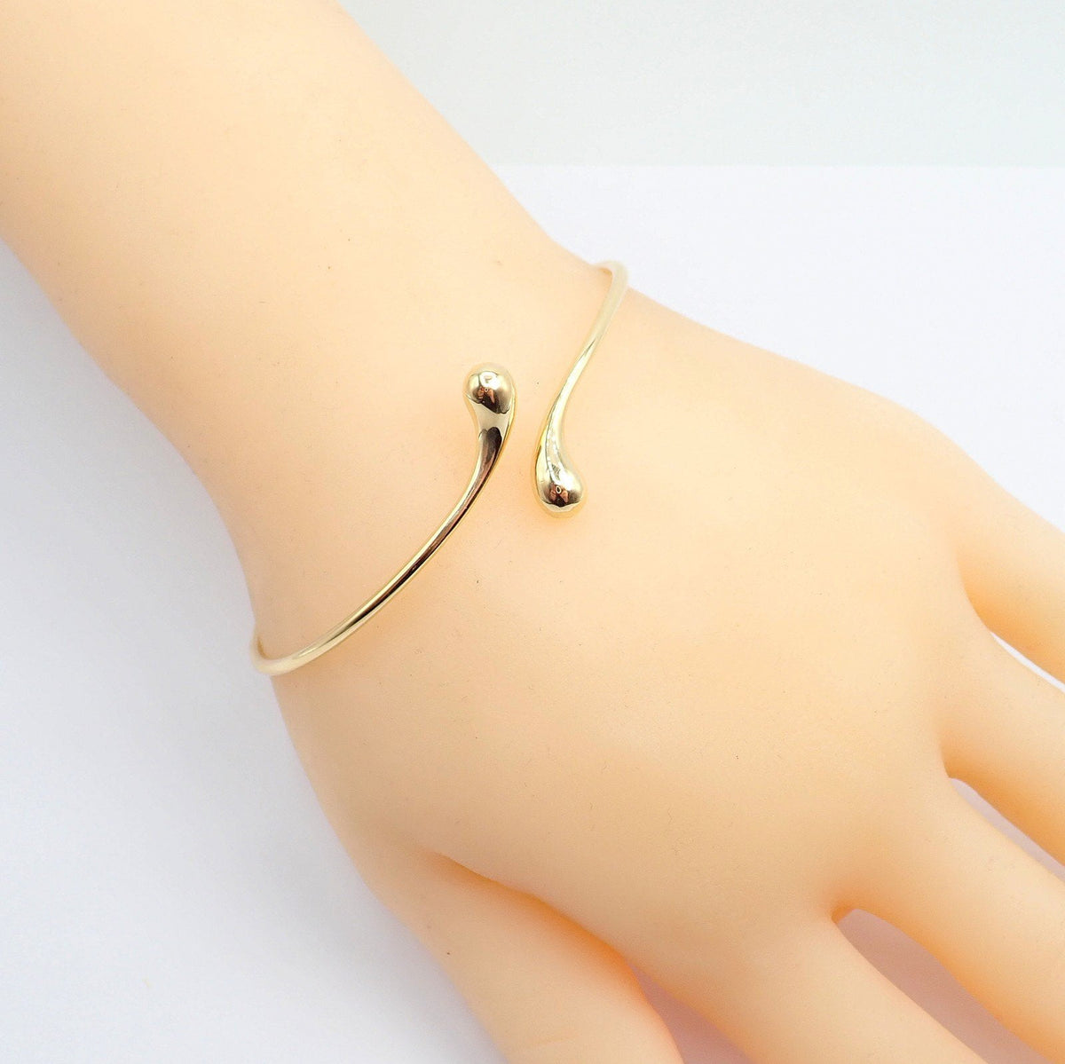 Tiffany & Co. Jewelry & Watches:Fine Jewelry:Bracelets & Charms Vintage! Tiffany & Co Peretti 18k Yellow Gold Double Teardrop Bangle Bracelet