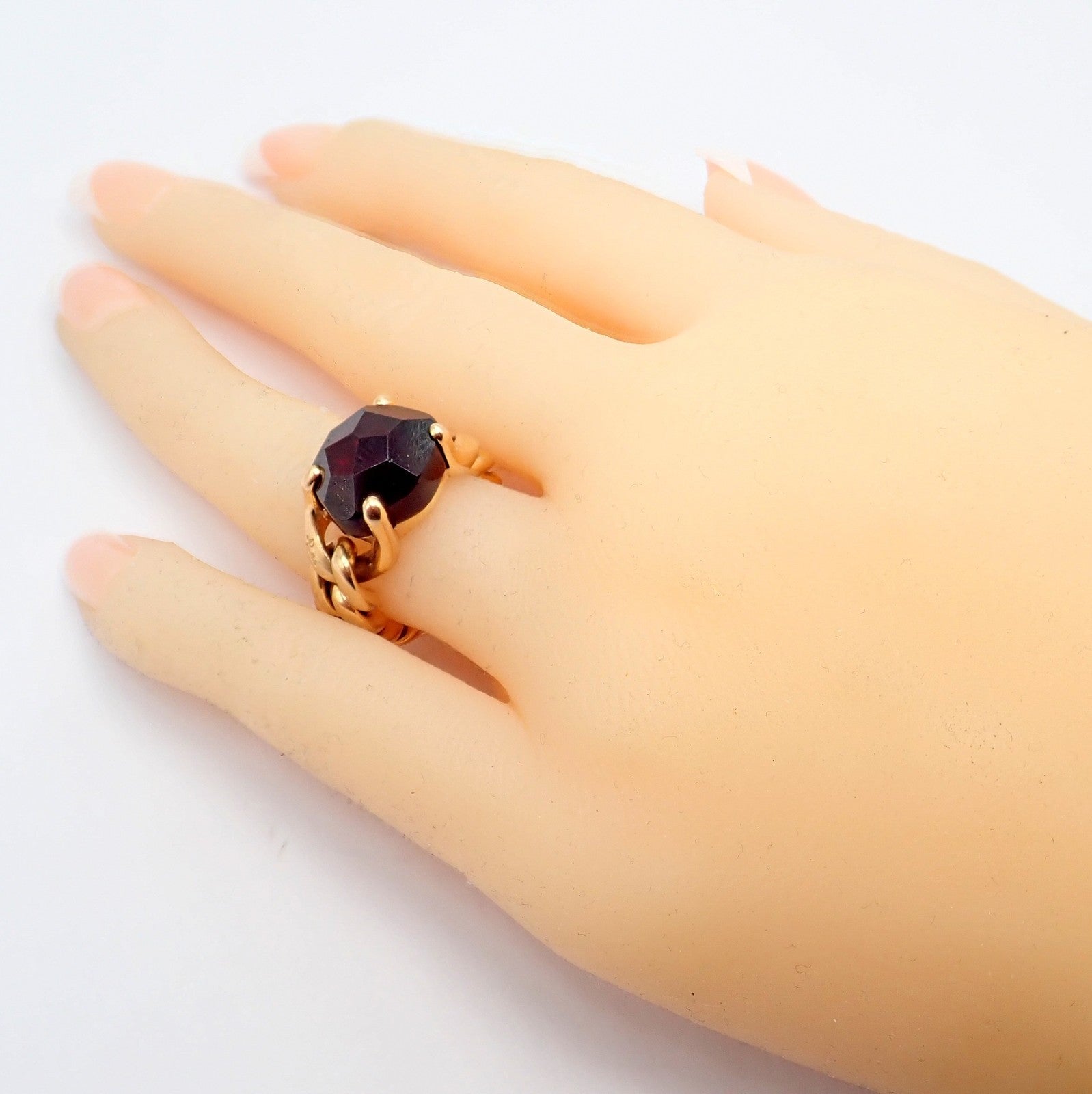 Authentic! Pomellato 18k Yellow Gold Lola Madeira Curb Link Garnet Ring Sz 7 | Fortrove
