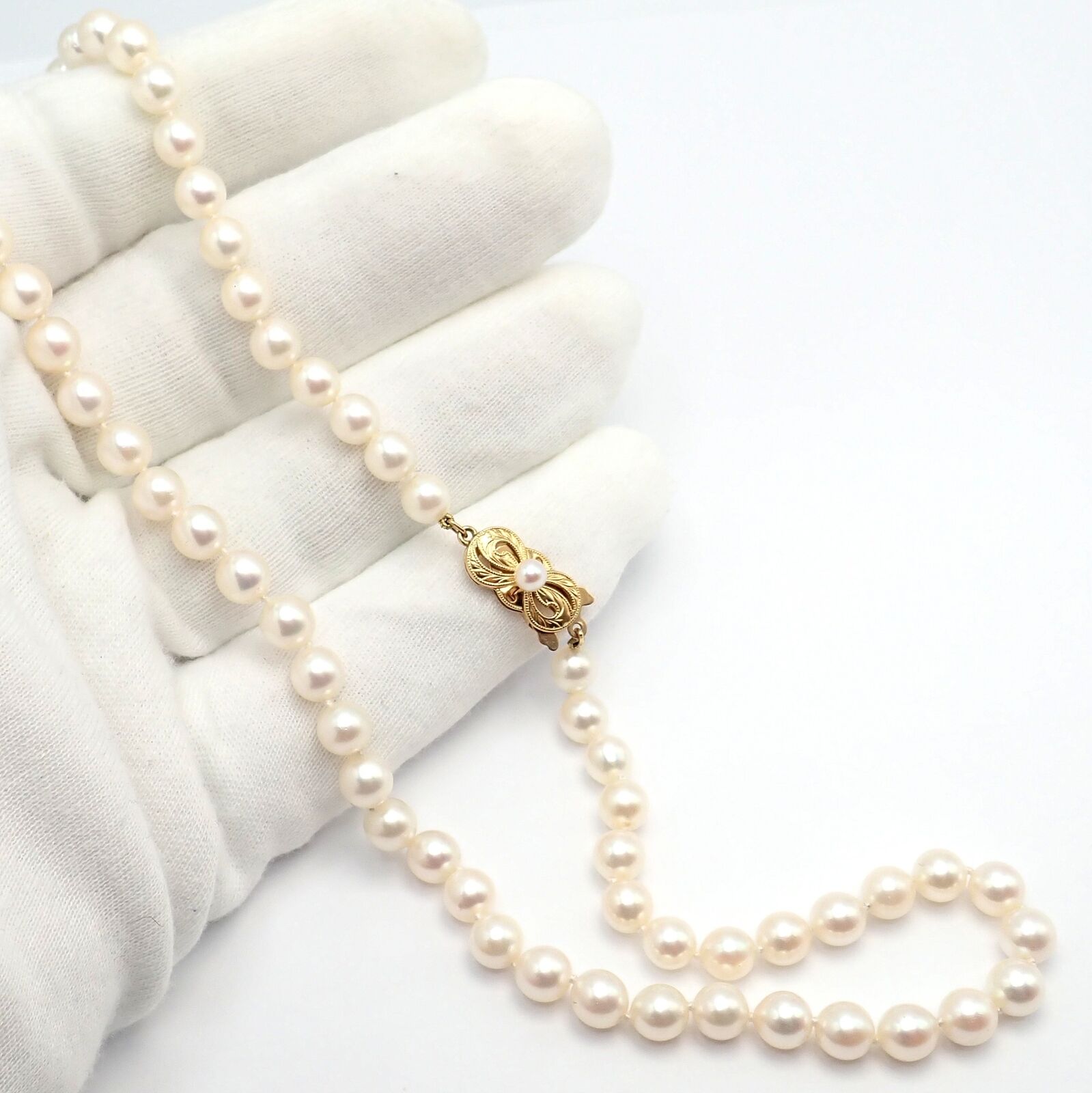 Authentic! Mikimoto 18k Yellow Gold 6.5mm Pearl 18" Strand Necklace | Fortrove