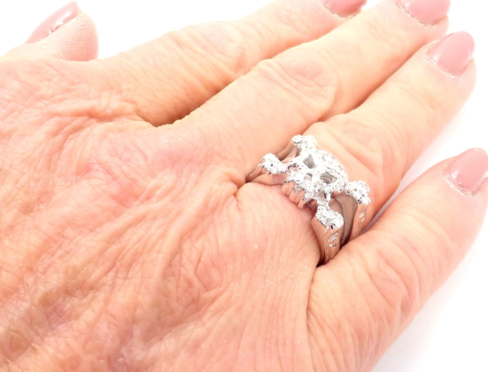 Loree Rodkin Jewelry & Watches:Fine Jewelry:Rings Rare! Authentic Loree Rodkin 18k White Gold Diamond Skull Crossbones Ring