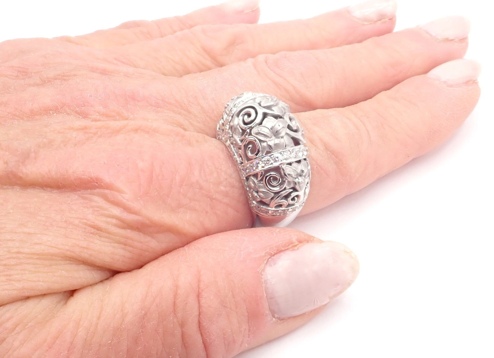 New! Authentic Carrera Y Carrera Taj Mahal 18k White Gold Diamond Ring Cert. | Fortrove