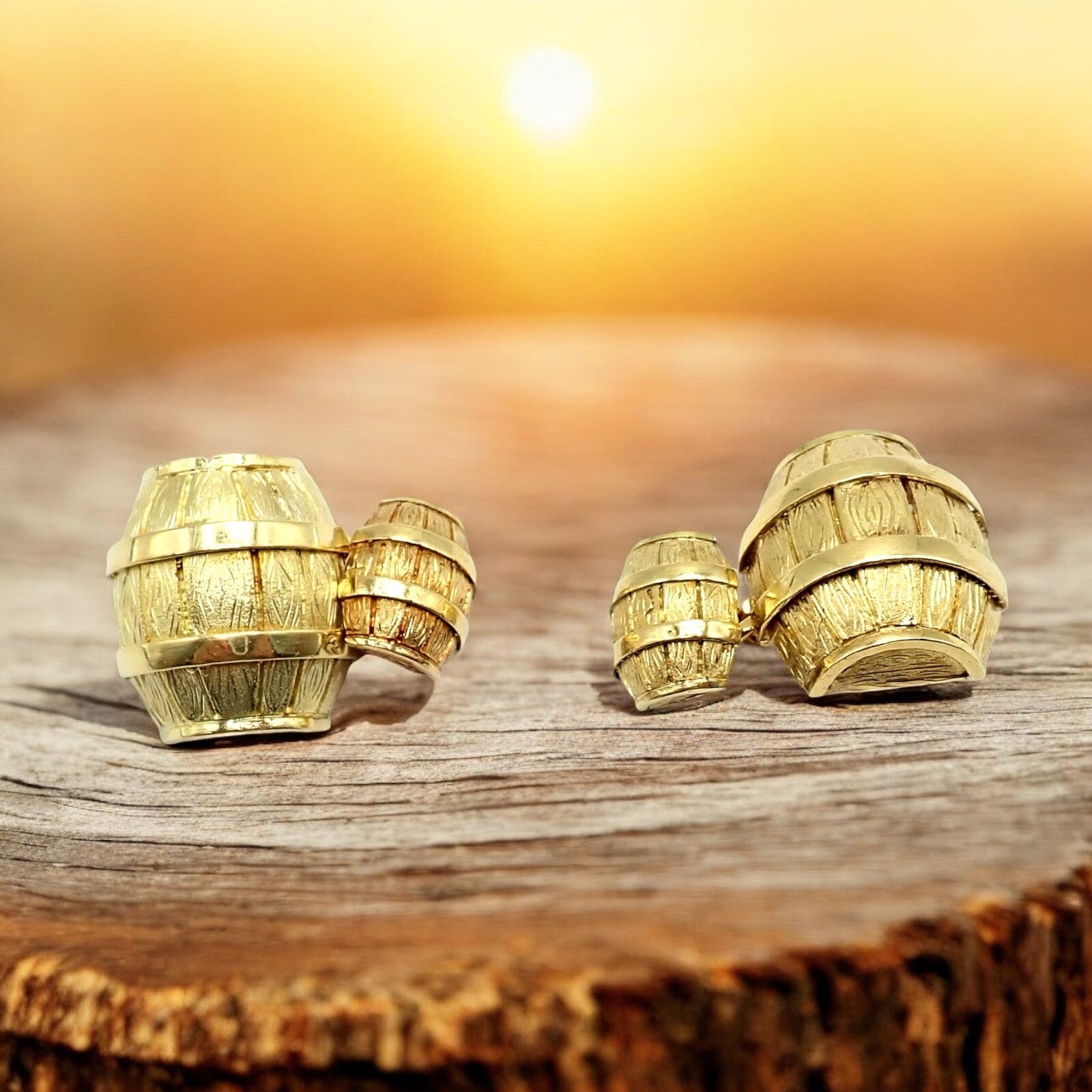 Rare! Vintage Cartier 18k Yellow Gold Barrel Cufflinks 1970's | Fortrove