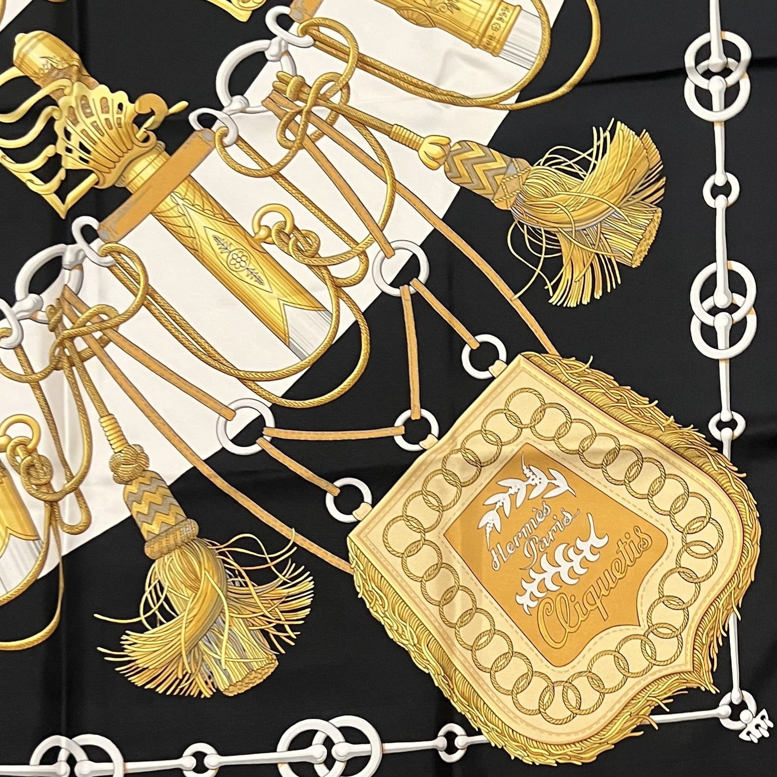 Hermes Clothing, Shoes & Accessories:Women:Women's Accessories:Scarves & Wraps AUTHENTIC! HERMES Cliquetis 90cm Silk Scarf