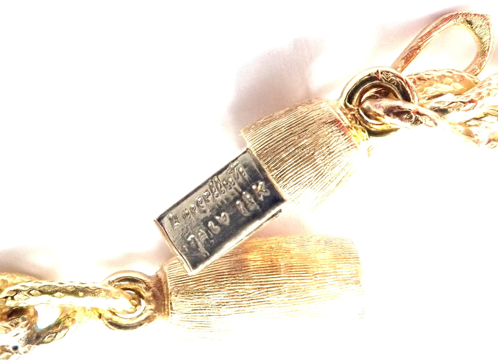 Authentic! Vintage Buccellati 18k Yellow Gold Lavender Jade Pendant Necklace | Fortrove