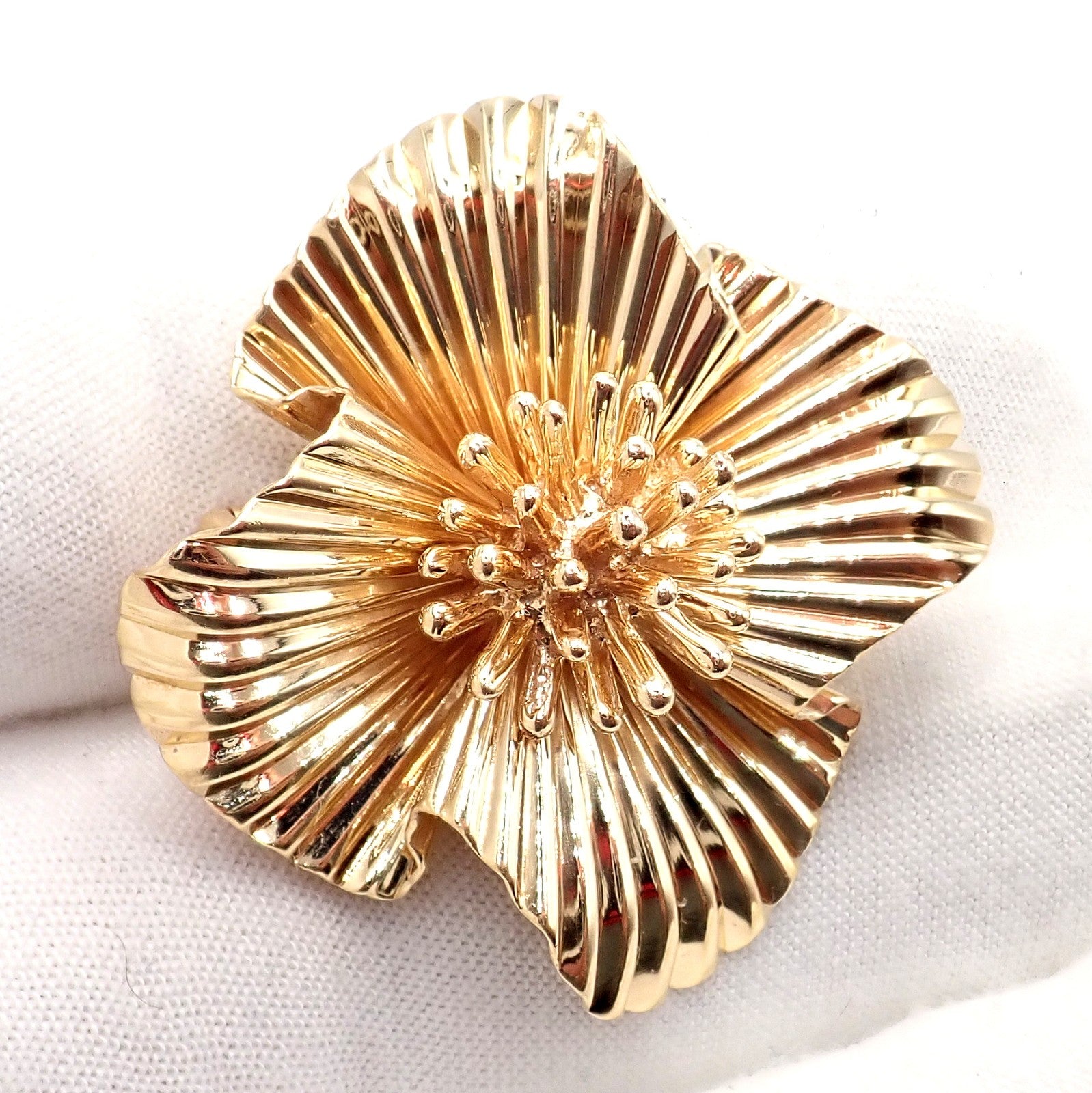 Authentic! Vintage Tiffany & Co. 14k Yellow Gold Flower Pin Brooch | Fortrove