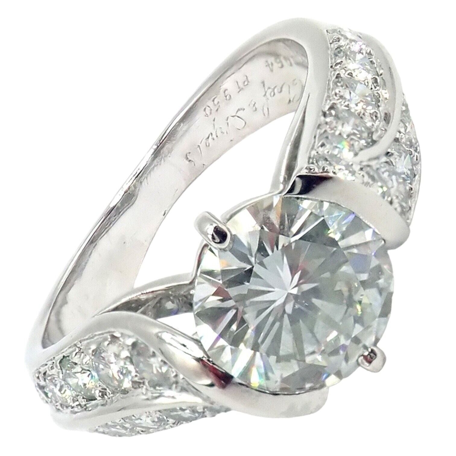 Authentic! Van Cleef & Arpels Platinum 1.88ct VVS1 E Diamond Engagement Ring GIA | Fortrove