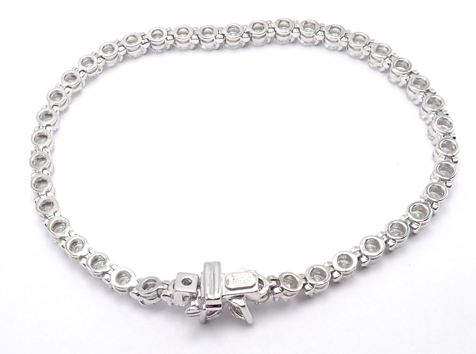 Authentic! Tiffany & Co Victoria Platinum 6.5ct Diamond Line Tennis Bracelet | Fortrove