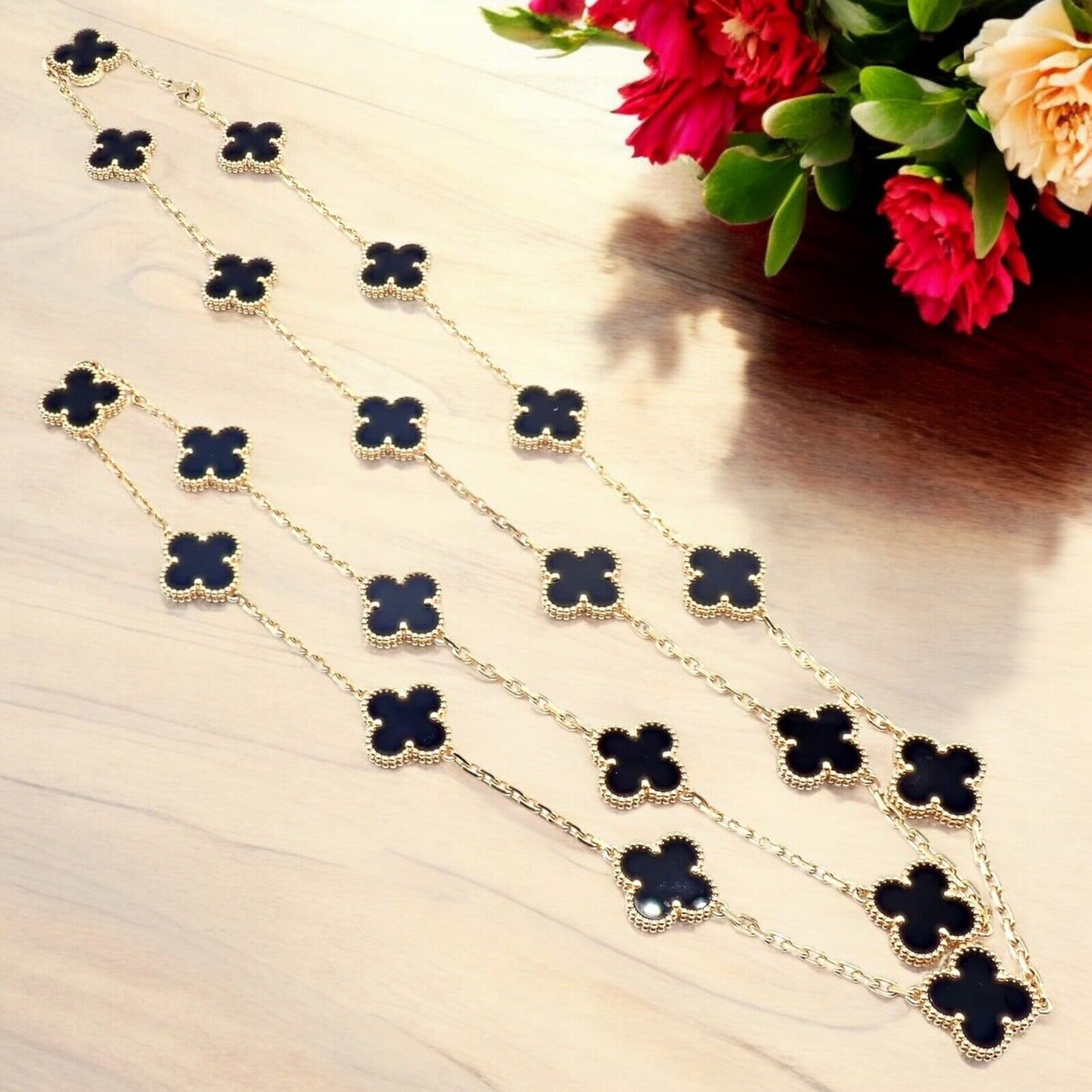 20 Clovers Black Onyx Motifs 18K Gold 2024 Flower 34