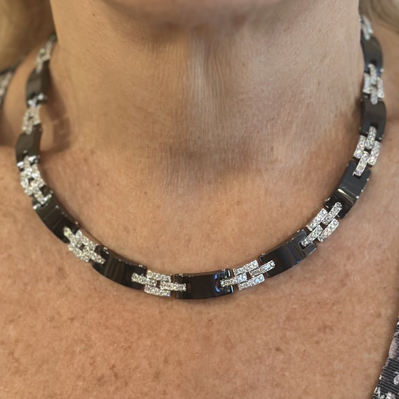 Authentic! Cartier Maillon Panthere 18K White Gold Diamond Ceramic Link Necklace | Fortrove