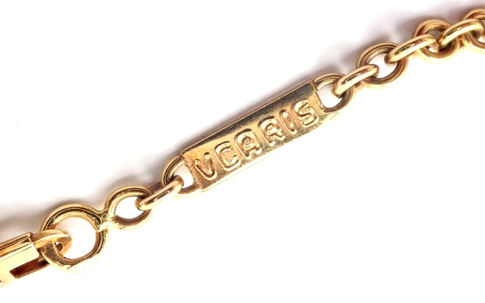 Van Cleef & Arpels Jewelry & Watches:Fine Jewelry:Necklaces & Pendants Authentic Van Cleef & Arpels 18k Gold Coral Bead Fruit Basket Pendant Necklace