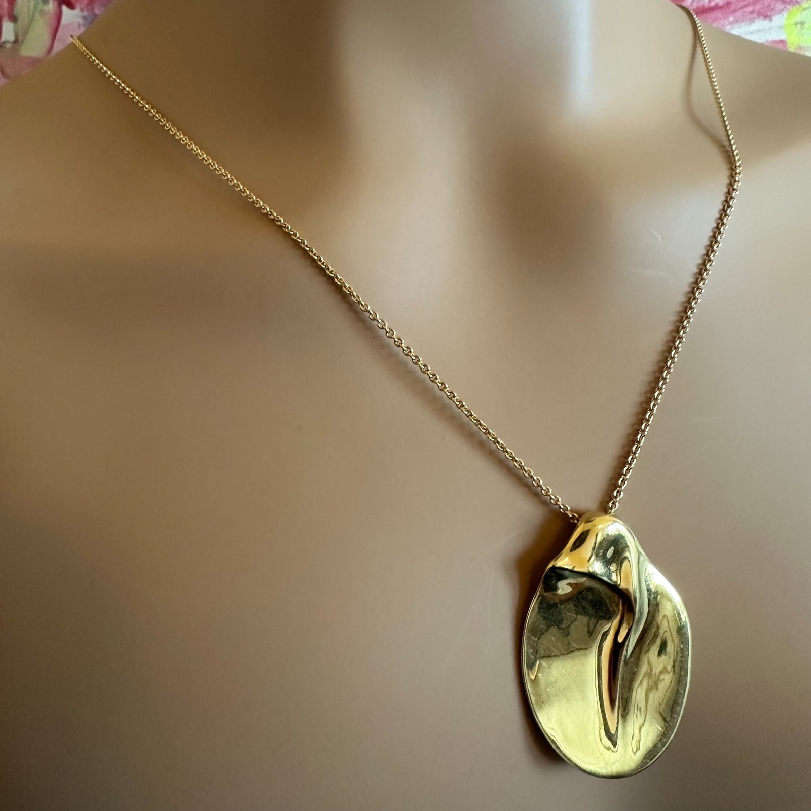 Tiffany & Co. Jewelry & Watches:Fine Jewelry:Necklaces & Pendants Tiffany & Co Peretti 18k Yellow Gold Madonna Pendant Extra Large Necklace 30"