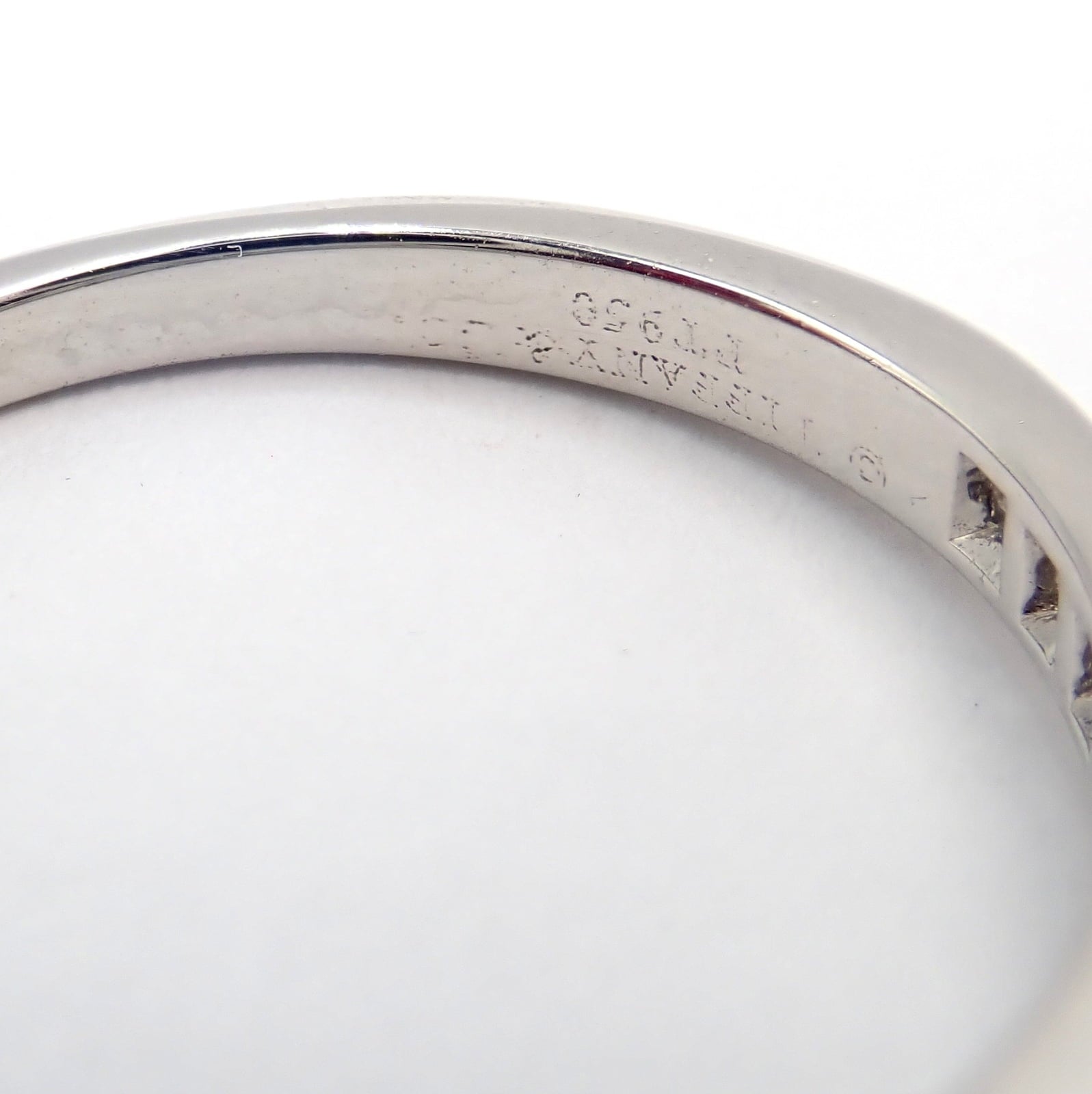 Tiffany & Co. Jewelry & Watches:Vintage & Antique Jewelry:Rings Authentic Tiffany & Co. Platinum 0.59ctw Diamond Engagement Ring sz 5.25