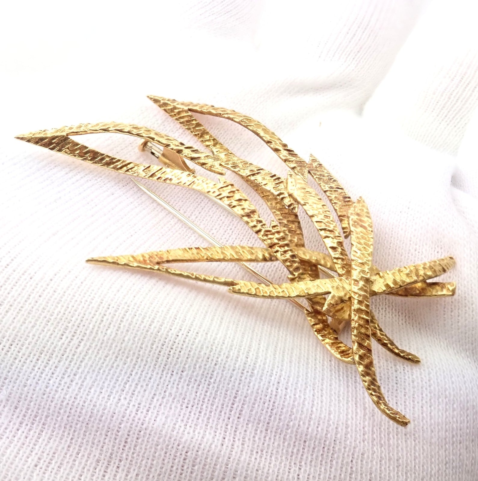 Rare Authentic Vintage Hermes Paris 18k Yellow Gold Starburst Comet Brooch Pin | Fortrove