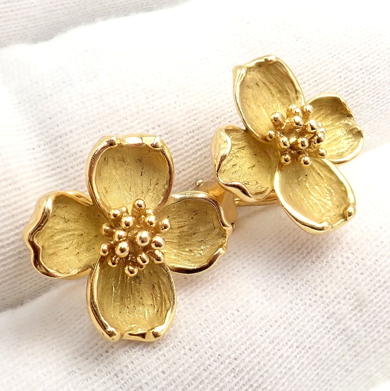 Authentic! Vintage Tiffany & Co 18K Yellow Gold Dogwood Flower Earrings | Fortrove