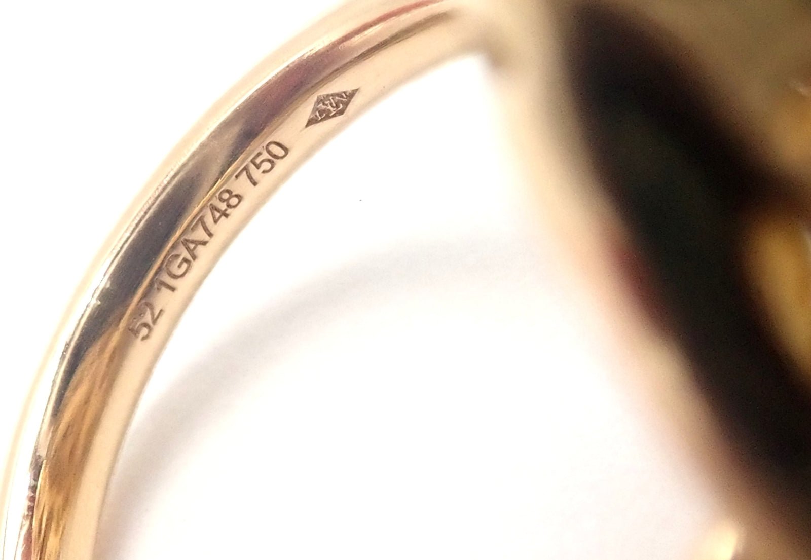 Authentic! Louis Vuitton Monogram 18k Yellow Gold Large Ring | Fortrove