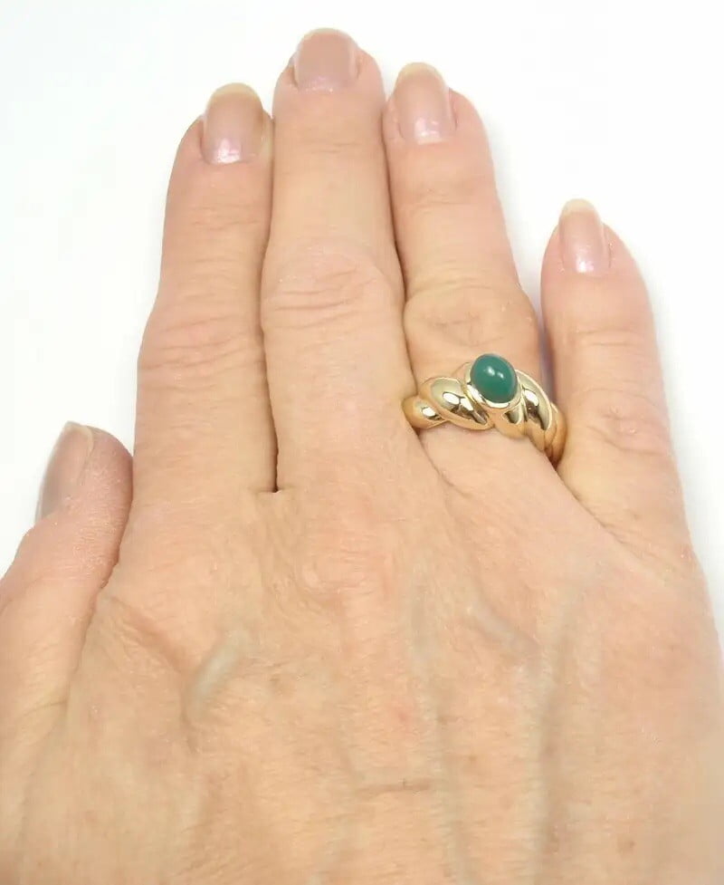 Van Cleef & Arpels Jewelry & Watches:Fine Jewelry:Rings Authentic! Rare Van Cleef & Arpels 18k Yellow Gold Green Chalcedony Ring