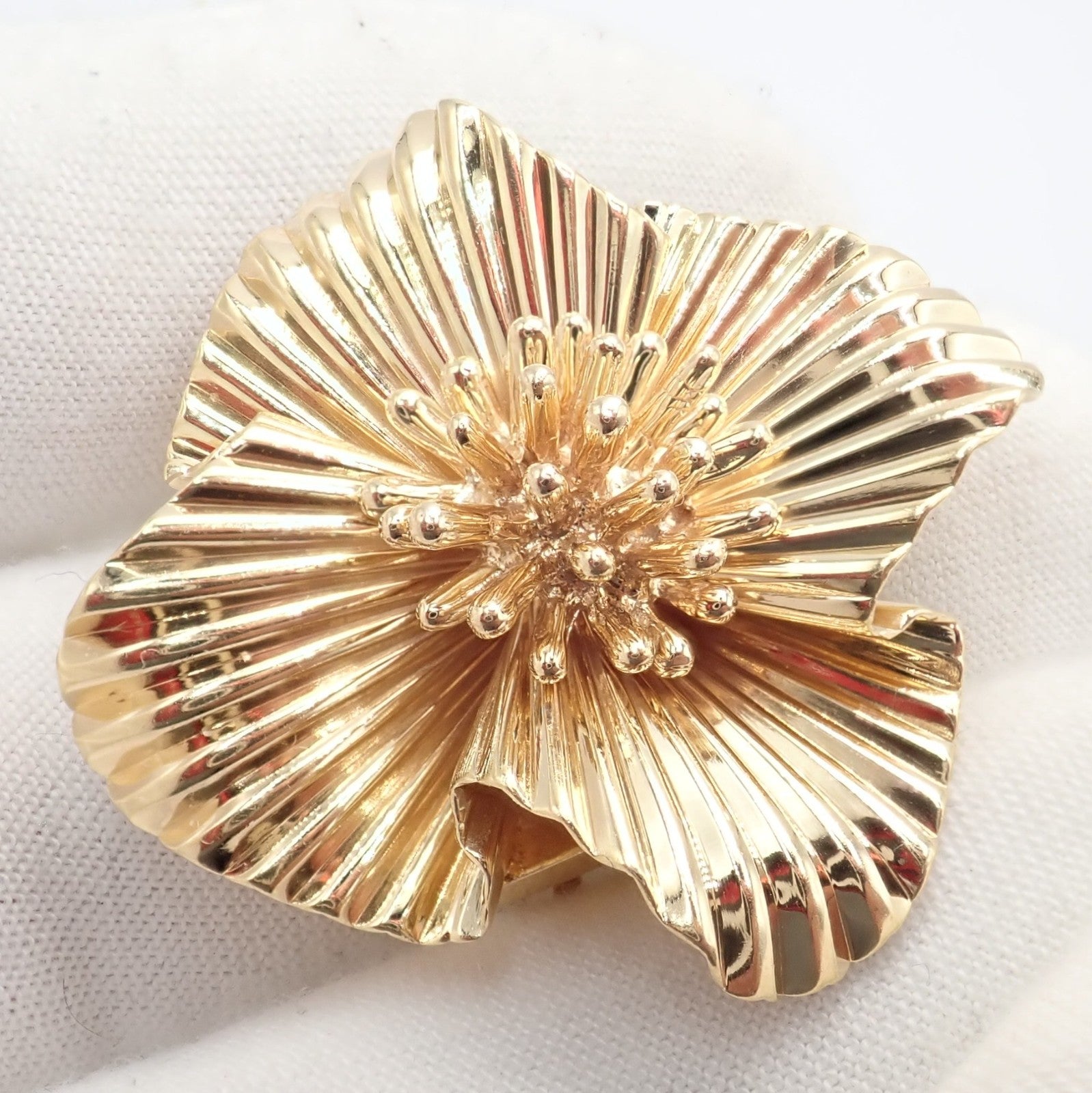 Authentic! Vintage Tiffany & Co. 14k Yellow Gold Flower Pin Brooch | Fortrove