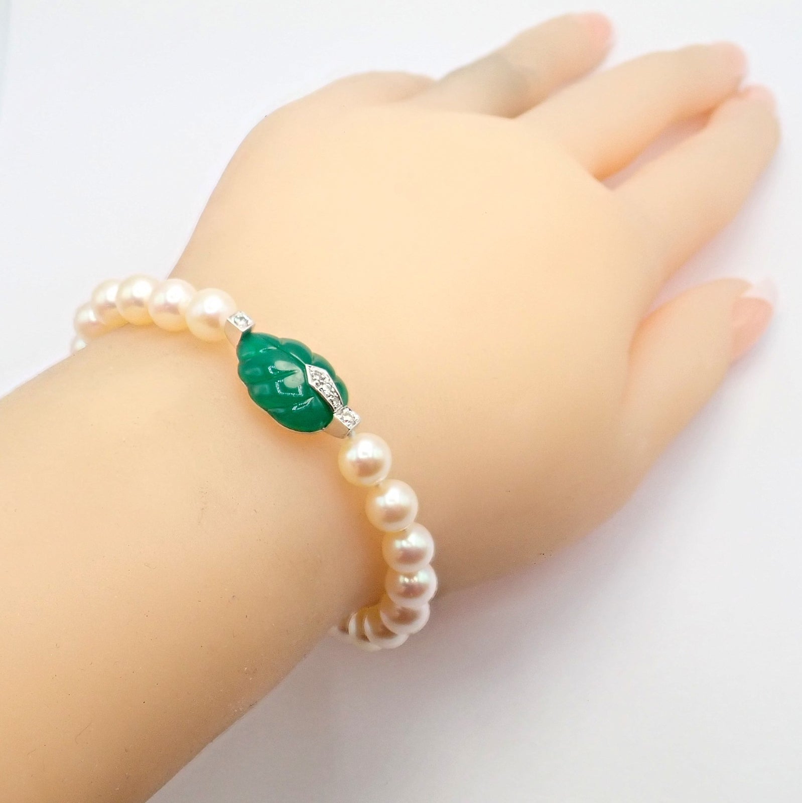 Authentic! Cartier 18k White Gold 7mm Pearl Diamond Chalcedony Patiala Bracelet | Fortrove