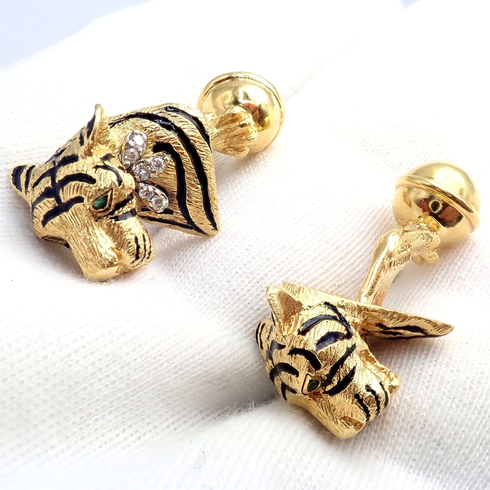 Rare! Tiffany & Co. 18k Yellow Gold Diamond Bengal Tiger Germany 1989 Cufflinks | Fortrove