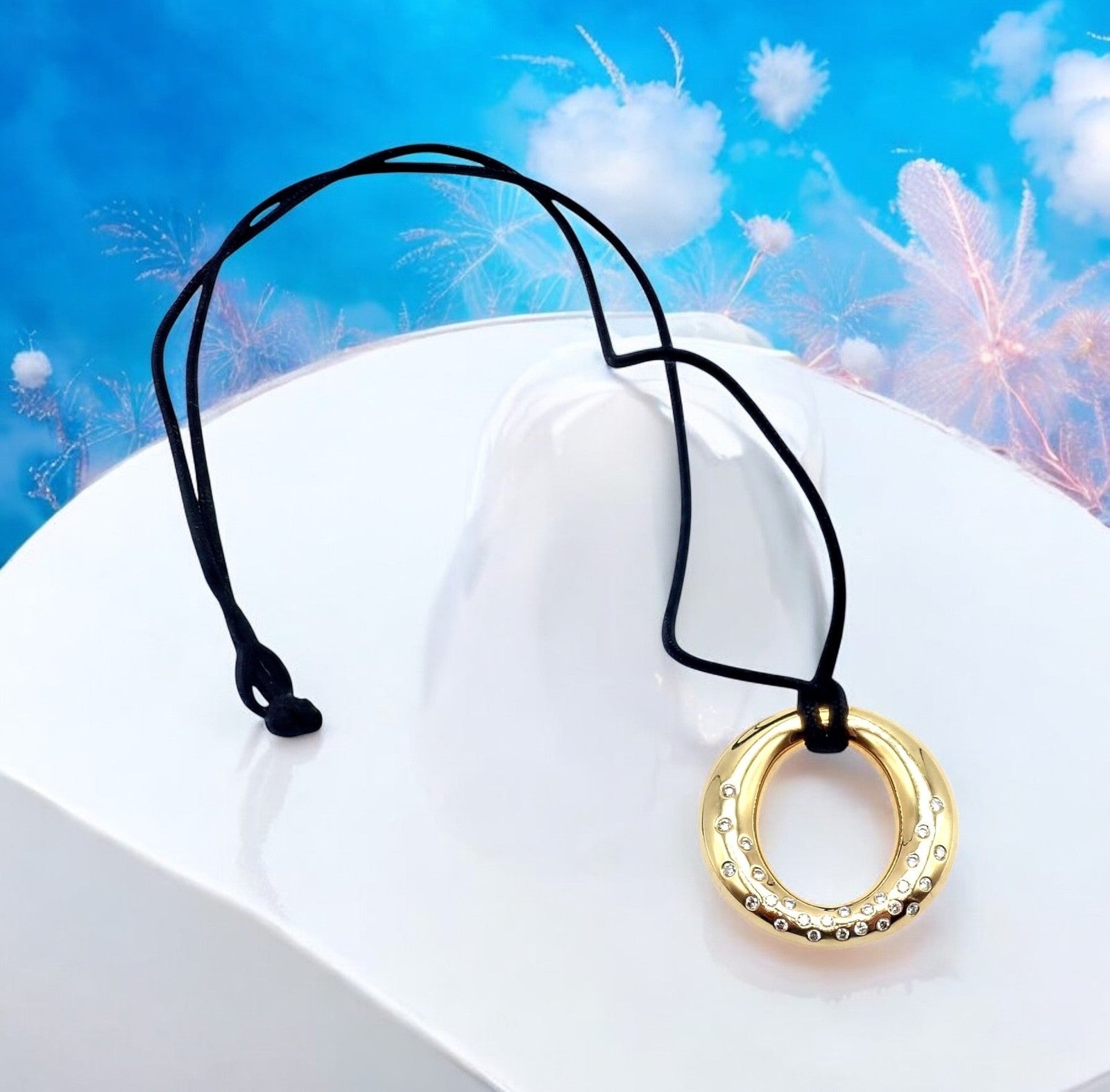 Authentic! Tiffany & Co 18k Yellow Gold Peretti 25mm Diamond Sevillana Necklace | Fortrove