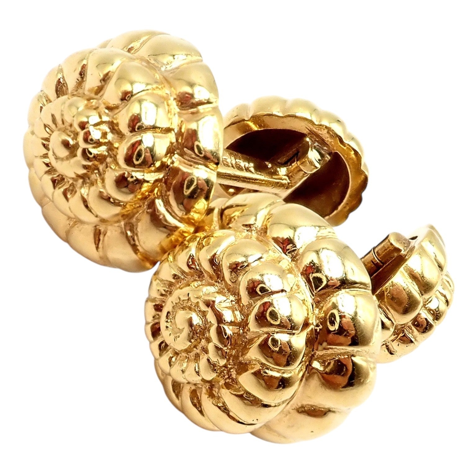 Rare! David Webb 18k Yellow Gold Nautilus Shell Classic Cufflinks | Fortrove