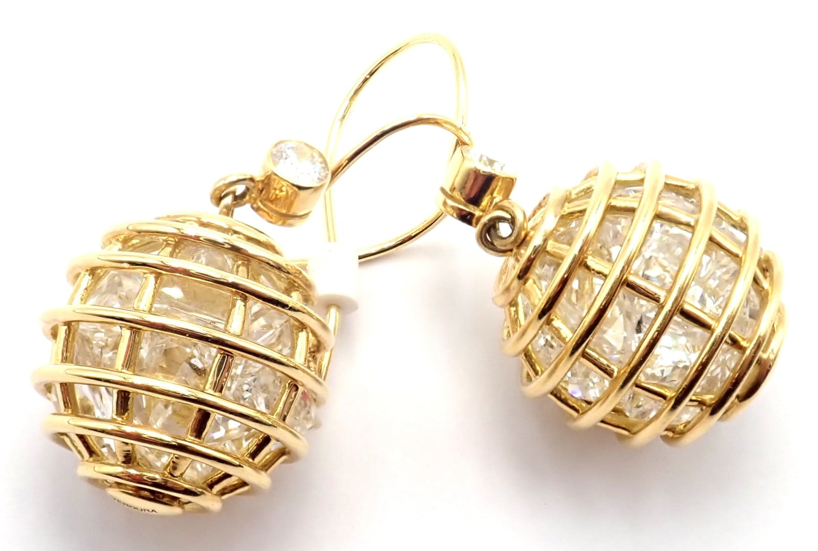 Verdura Jewelry & Watches:Fine Jewelry:Earrings Authentic! Verdura 18k Yellow Gold Diamond Rock Crystal Caged Dropped Earrings