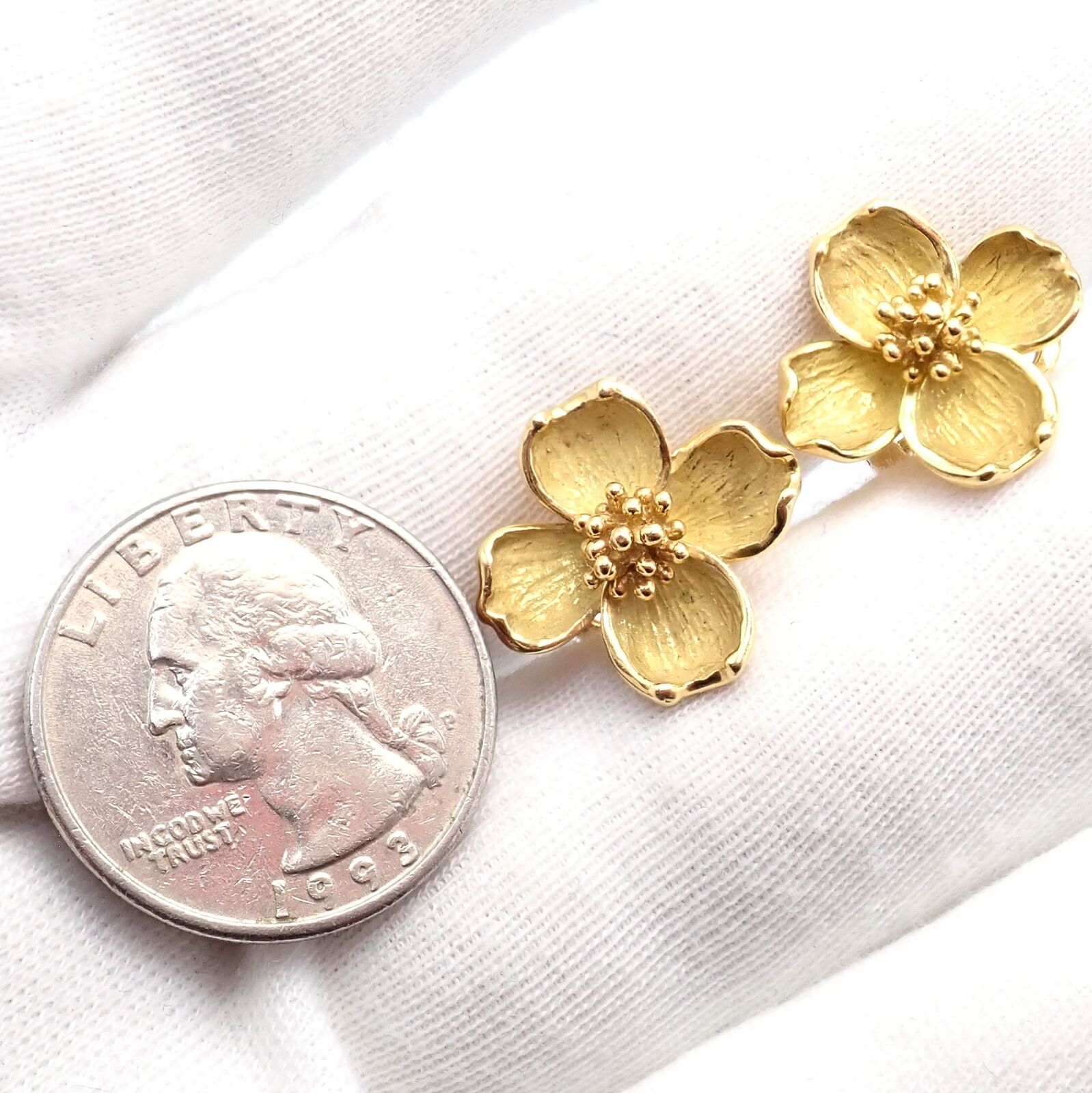 Authentic! Vintage Tiffany & Co 18K Yellow Gold Dogwood Flower Earrings | Fortrove