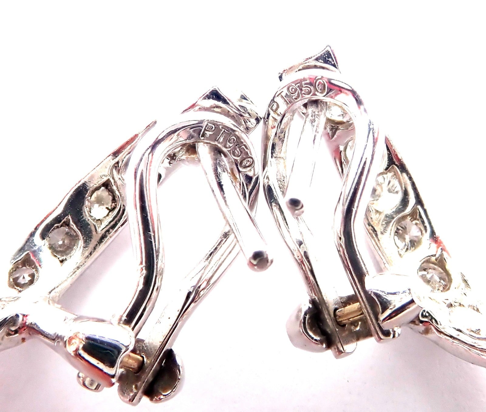 Authentic! Harry Winston Platinum Diamond Twisted Long Hanging Drop Earrings | Fortrove