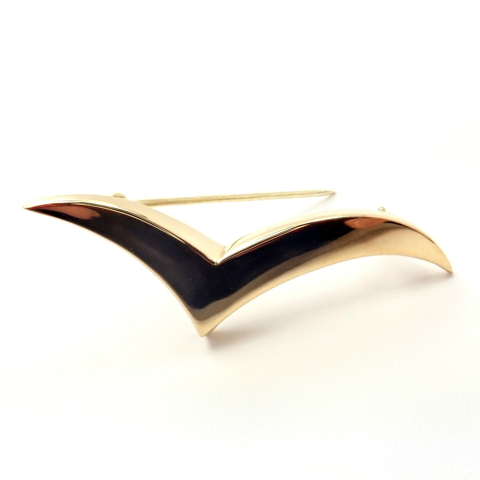 Tiffany & Co. Jewelry & Watches:Fine Jewelry:Brooches & Pins Authentic Tiffany & Co. 18k Yellow Gold Seagull Bird Pin Brooch