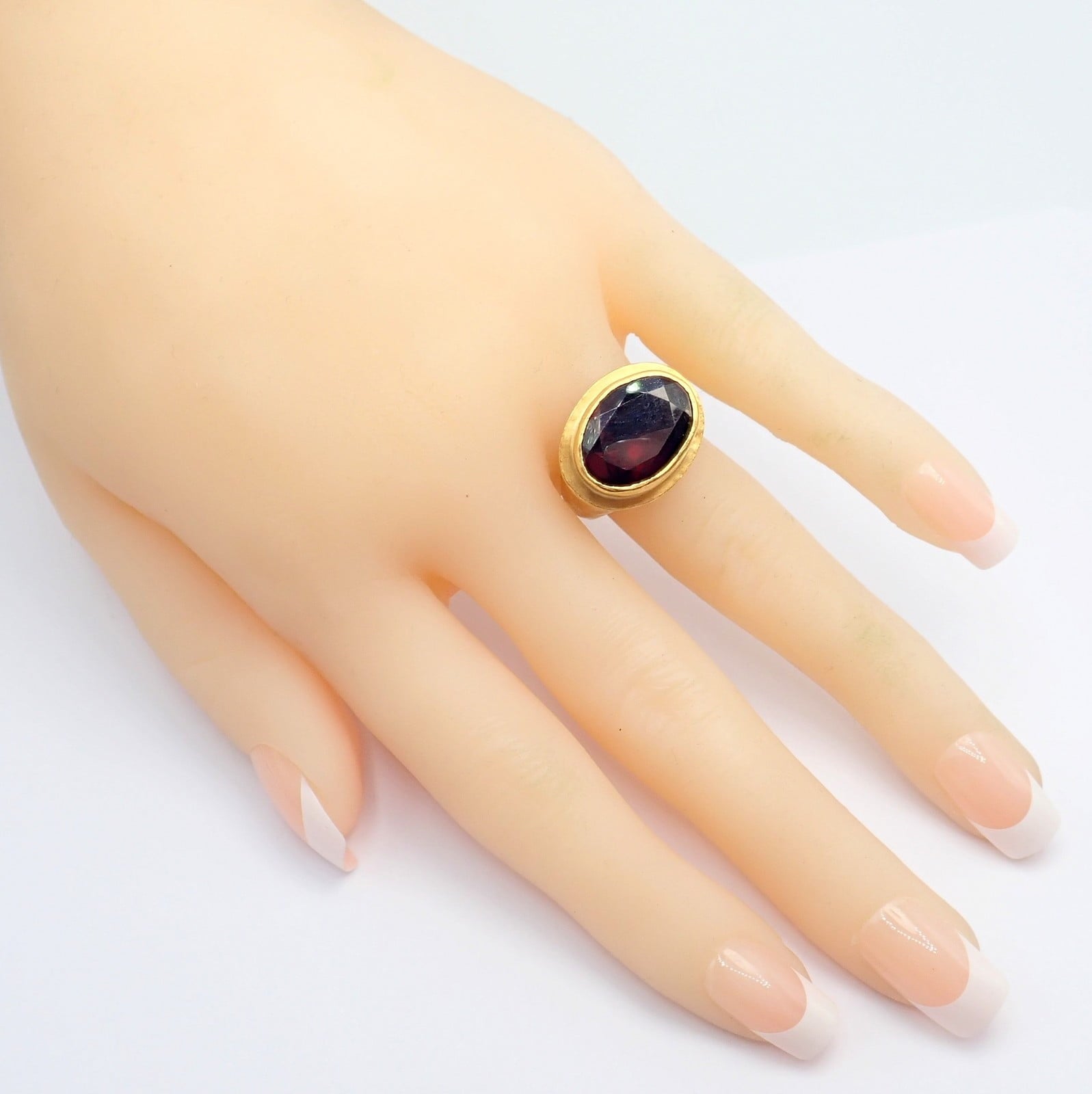 Authentic! Yossi Harari Hammered 24k Yellow Gold Large Garnet Ring sz 7 | Fortrove