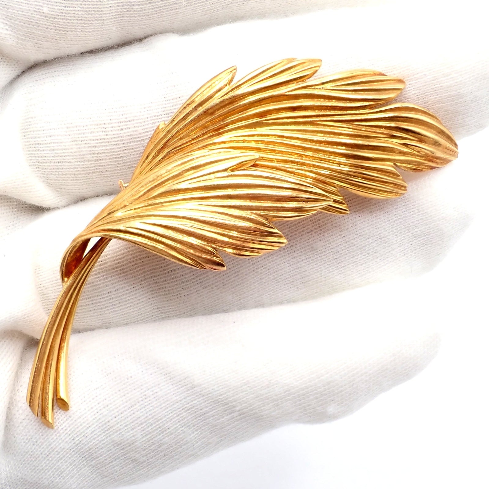 Vintage! Tiffany & Co. 18k Yellow Gold French Leaf Large Pin Brooch | Fortrove